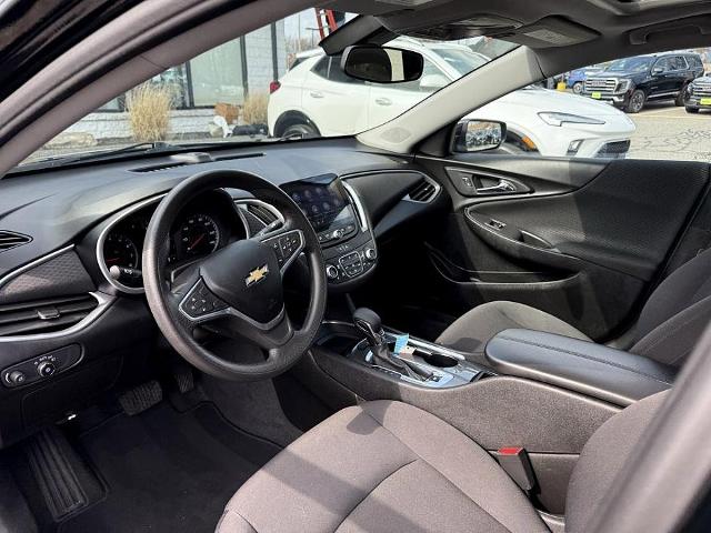 2022 Chevrolet Malibu Vehicle Photo in CHICOPEE, MA 01020-5001