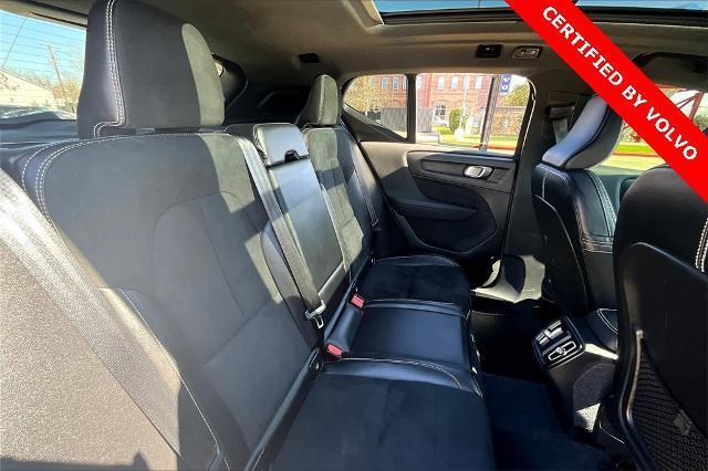 2022 Volvo XC40 Vehicle Photo in Houston, TX 77007