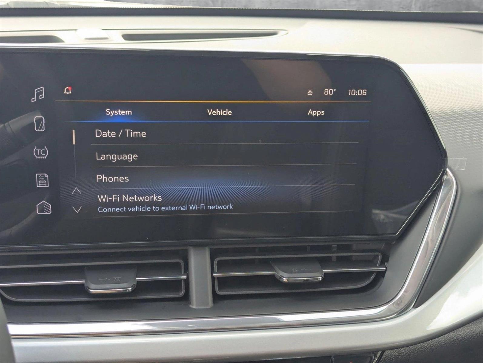 2025 Chevrolet Trax Vehicle Photo in PEMBROKE PINES, FL 33024-6534