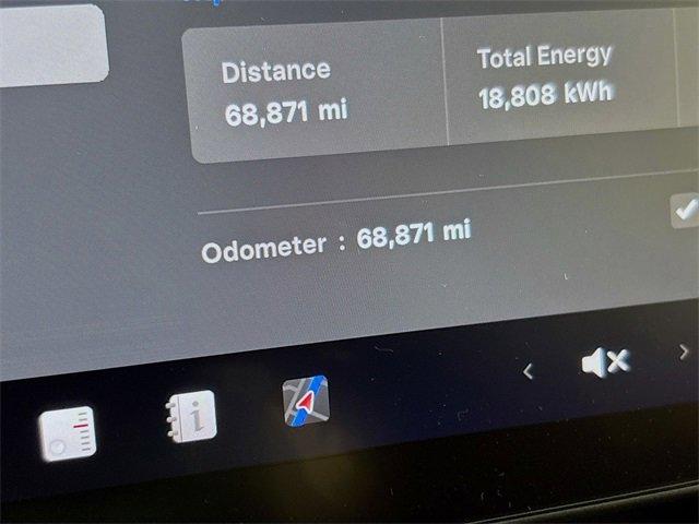 2021 Tesla Model Y Vehicle Photo in PUYALLUP, WA 98371-4149