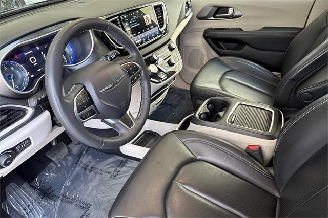 2023 Chrysler Pacifica Vehicle Photo in ELK GROVE, CA 95757-8703