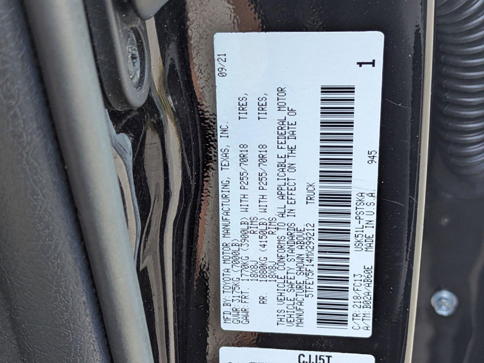 2021 Toyota Tundra 2WD Vehicle Photo in Sarasota, FL 34231