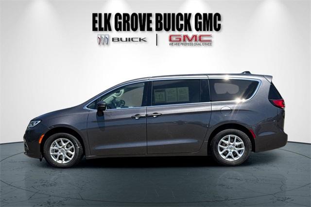 2023 Chrysler Pacifica Vehicle Photo in ELK GROVE, CA 95757-8703