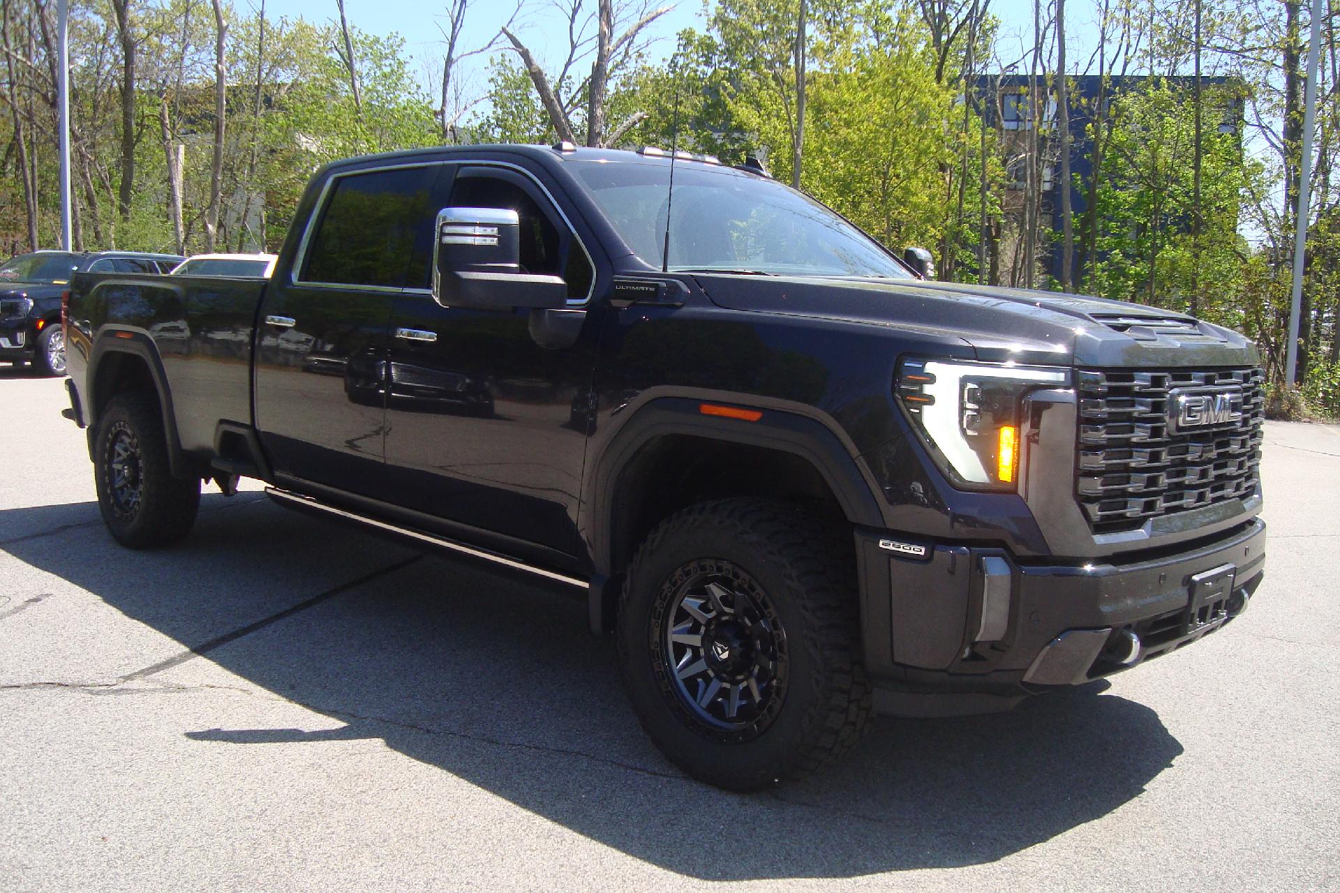 2024 GMC Sierra 2500 HD Vehicle Photo in PORTSMOUTH, NH 03801-4196