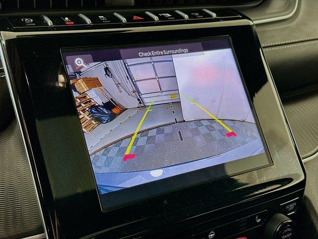 2023 Jeep Grand Cherokee L Vehicle Photo in Doylsetown, PA 18901