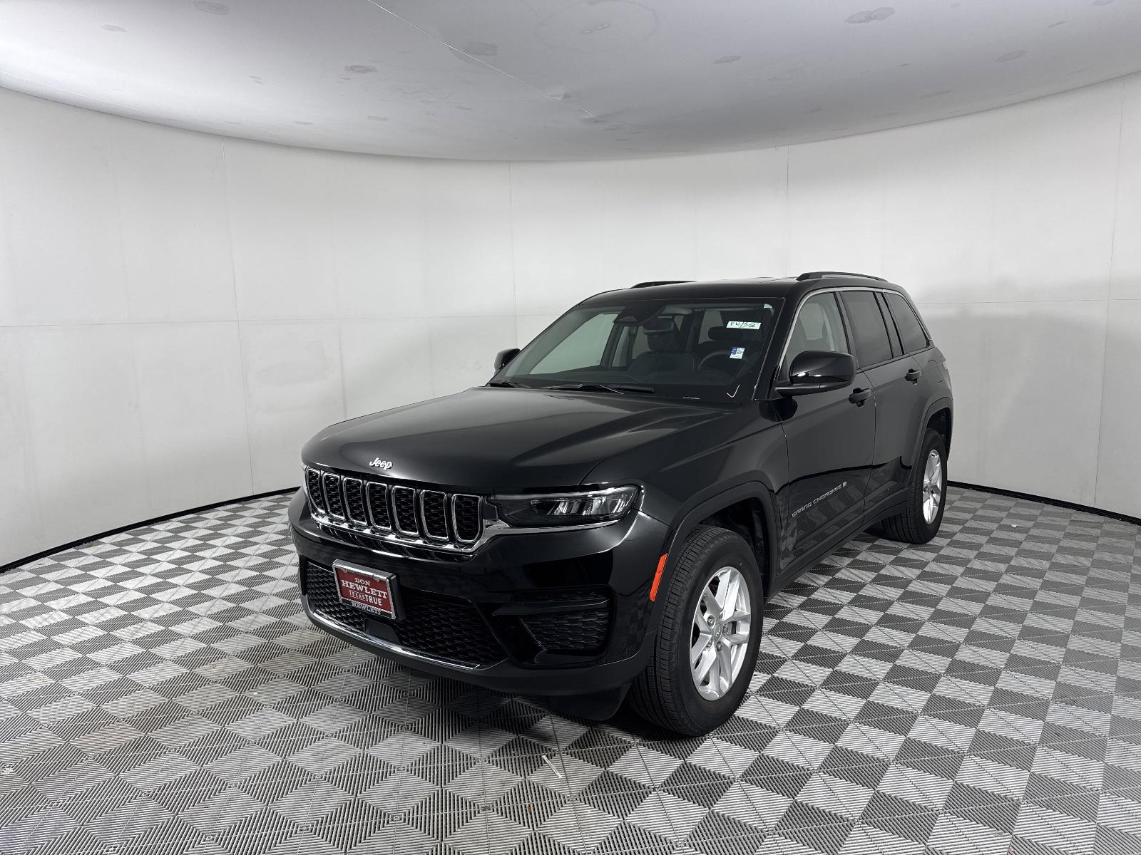2024 Jeep Grand Cherokee Vehicle Photo in GEORGETOWN, TX 78626-7508