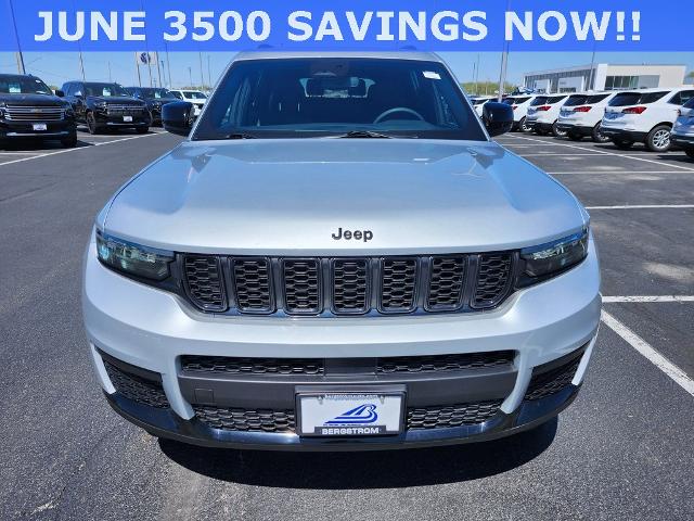 2023 Jeep Grand Cherokee L Vehicle Photo in GREEN BAY, WI 54304-5303