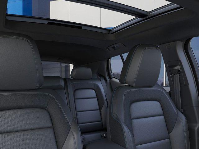 2025 Chevrolet Equinox EV Vehicle Photo in DANBURY, CT 06810-5034