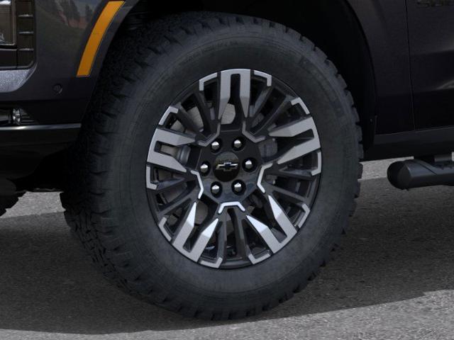 2025 Chevrolet Suburban Vehicle Photo in KANSAS CITY, MO 64114-4502