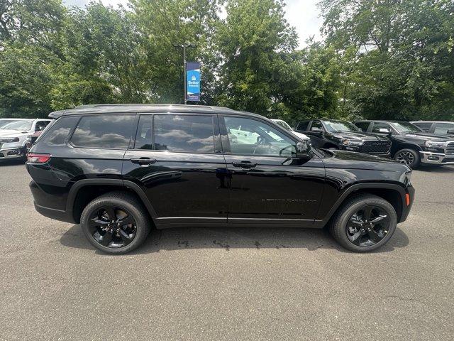 2025 Jeep Grand Cherokee L Vehicle Photo in Doylsetown, PA 18901