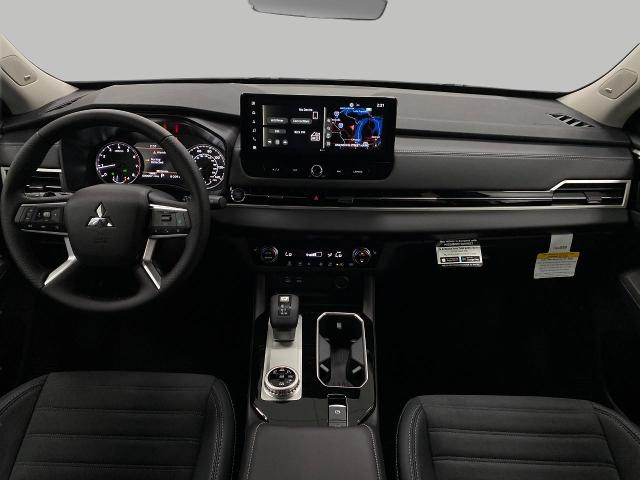 2025 Mitsubishi Outlander Vehicle Photo in Appleton, WI 54913