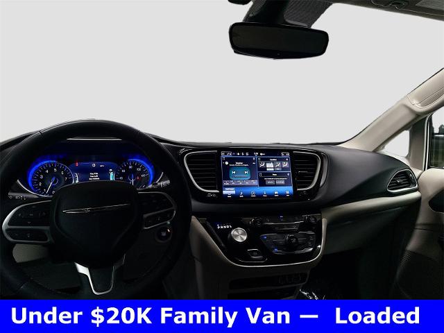 2022 Chrysler Pacifica Vehicle Photo in EVERETT, WA 98203-5662