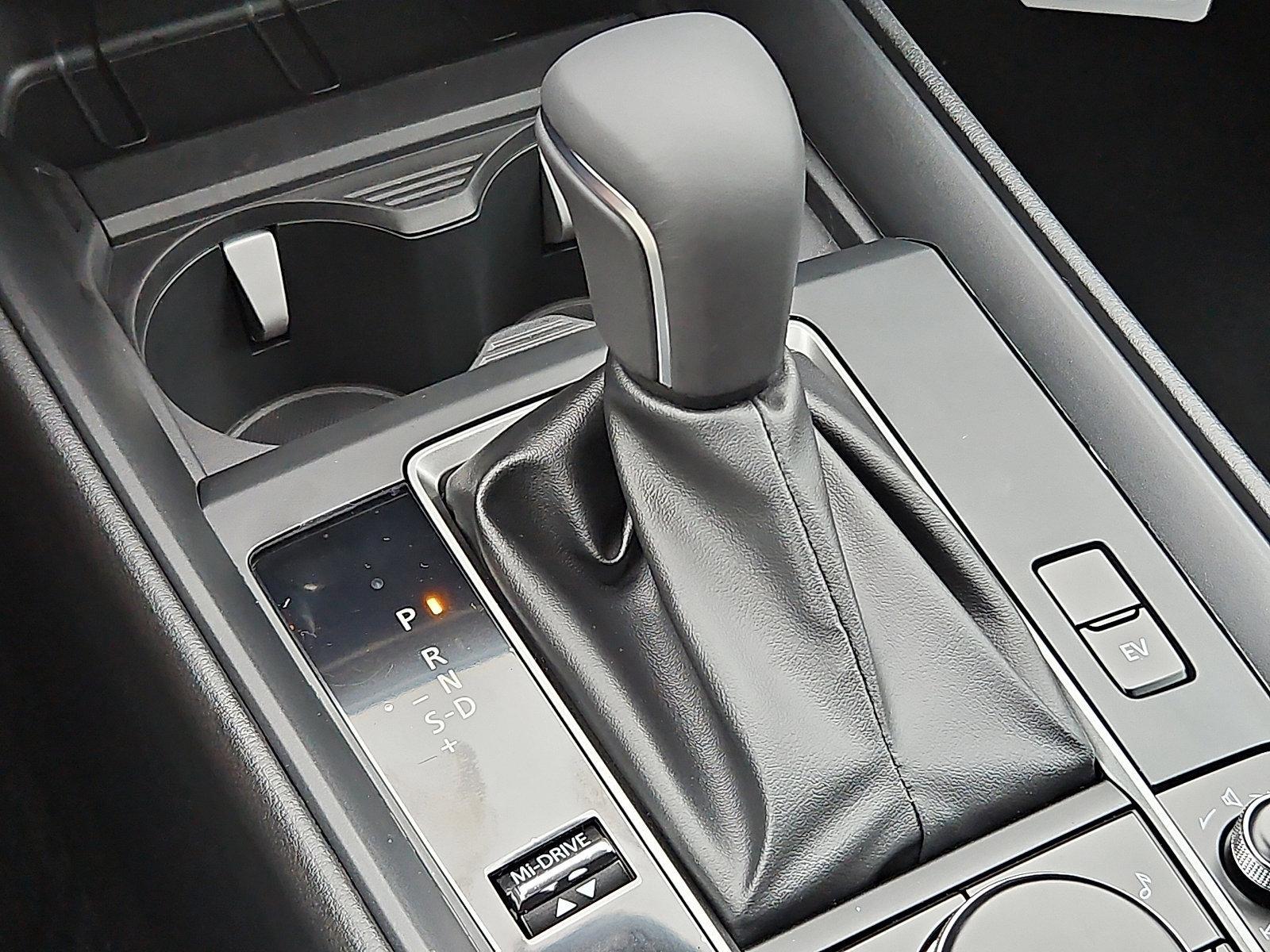 2025 Mazda CX-50 Hybrid Vehicle Photo in Trevose, PA 19053