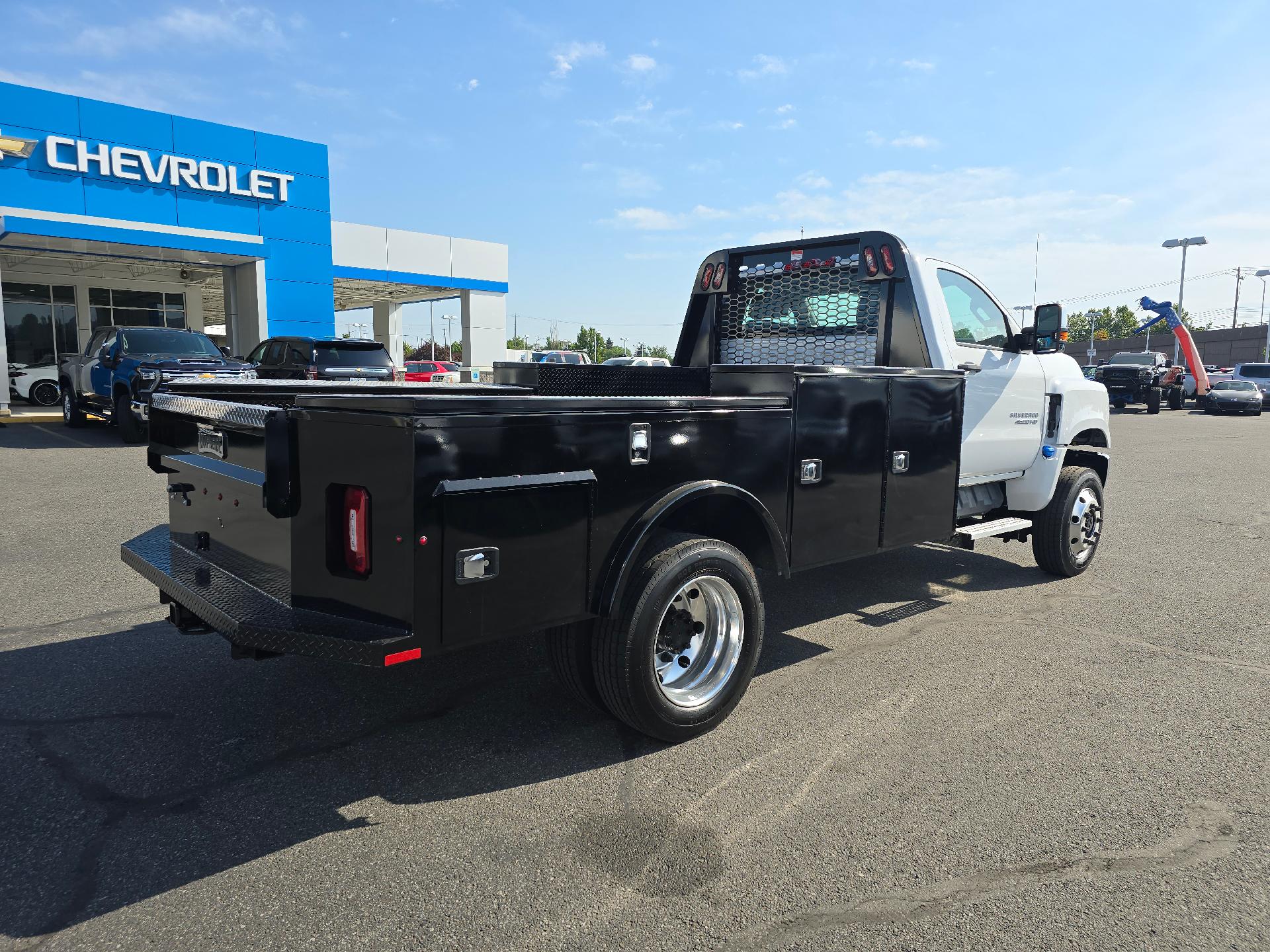 2023 Chevrolet Silverado 4500 HD Vehicle Photo in POST FALLS, ID 83854-5365