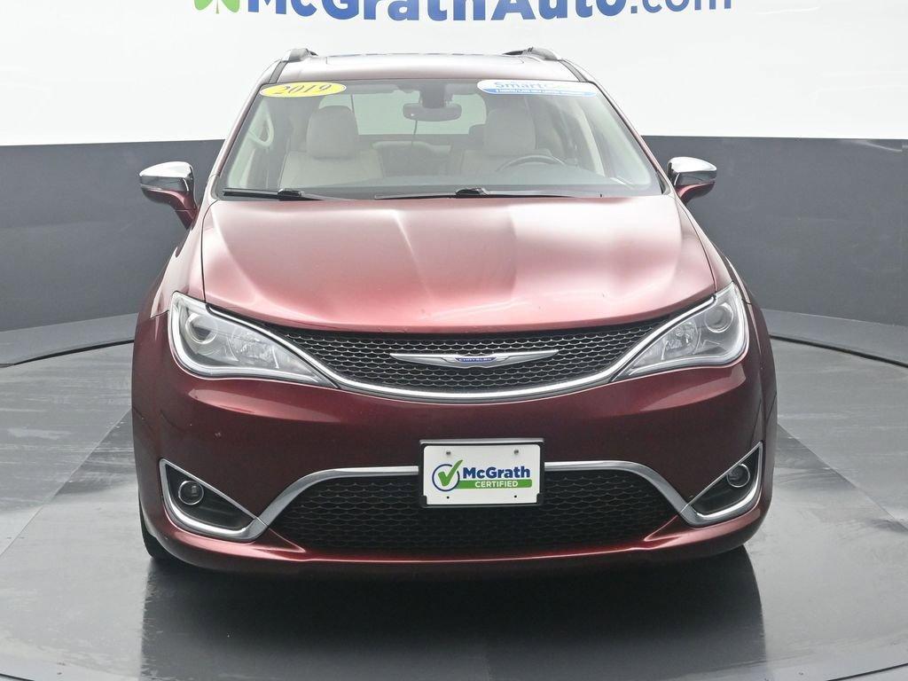 2019 Chrysler Pacifica Vehicle Photo in Marion, IA 52302