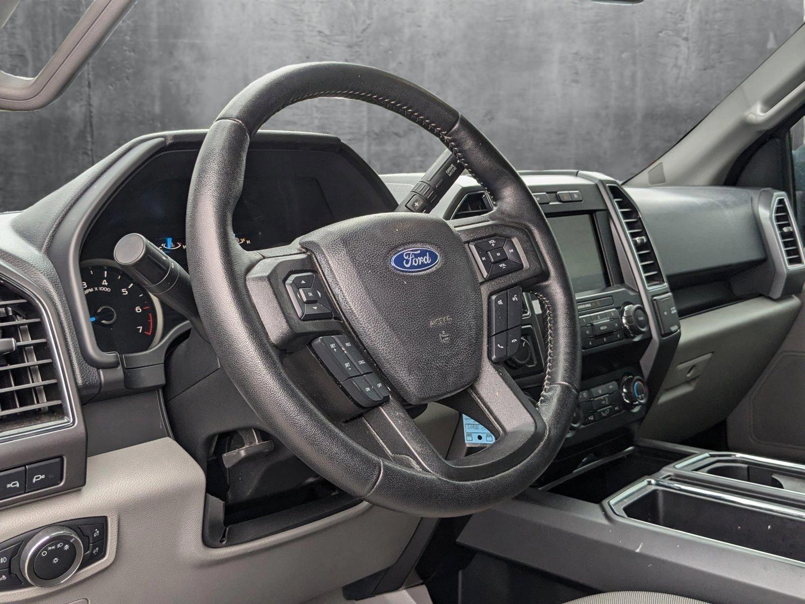 2019 Ford F-150 Vehicle Photo in St. Petersburg, FL 33713