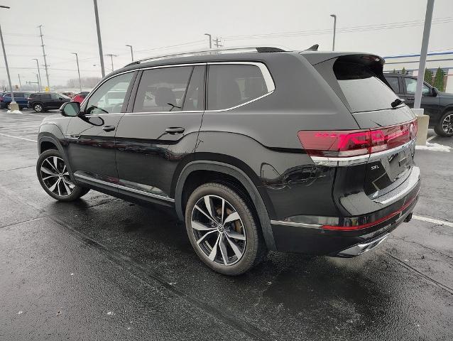 2024 Volkswagen Atlas Vehicle Photo in GREEN BAY, WI 54304-5303