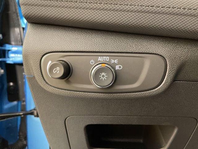 2025 Chevrolet Trailblazer Vehicle Photo in PHOENIX, AZ 85014-3381