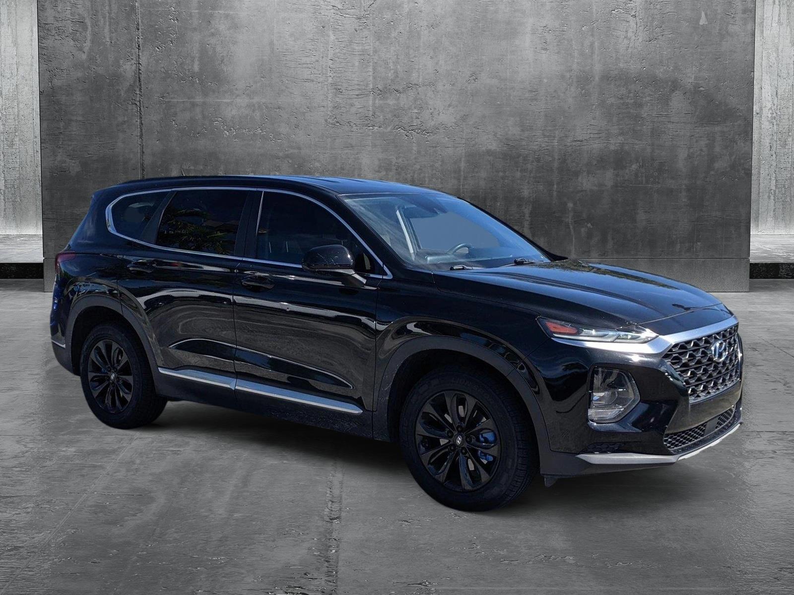 2020 Hyundai Santa Fe Vehicle Photo in PEMBROKE PINES, FL 33024-6534