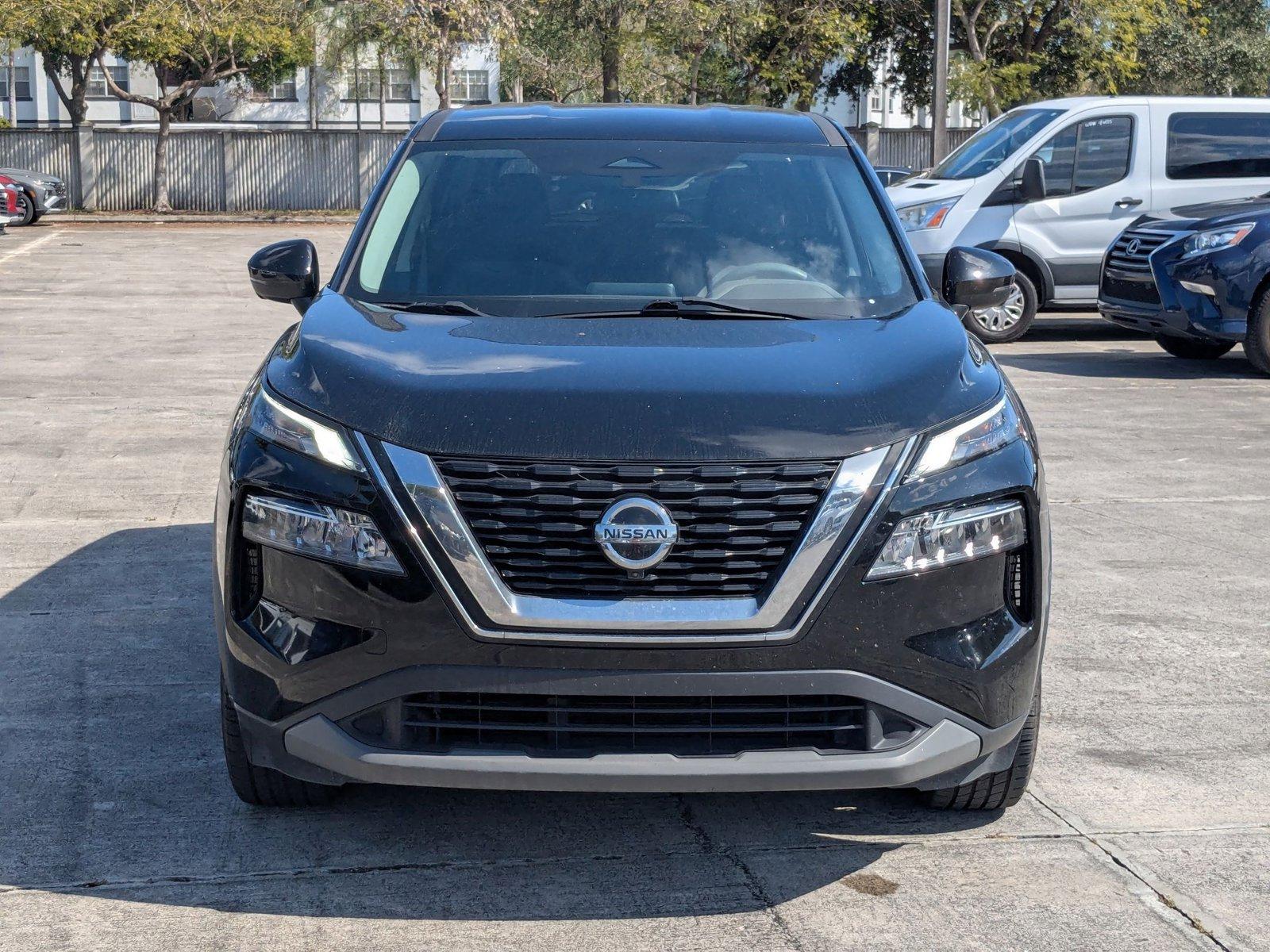 2021 Nissan Rogue Vehicle Photo in PEMBROKE PINES, FL 33024-6534