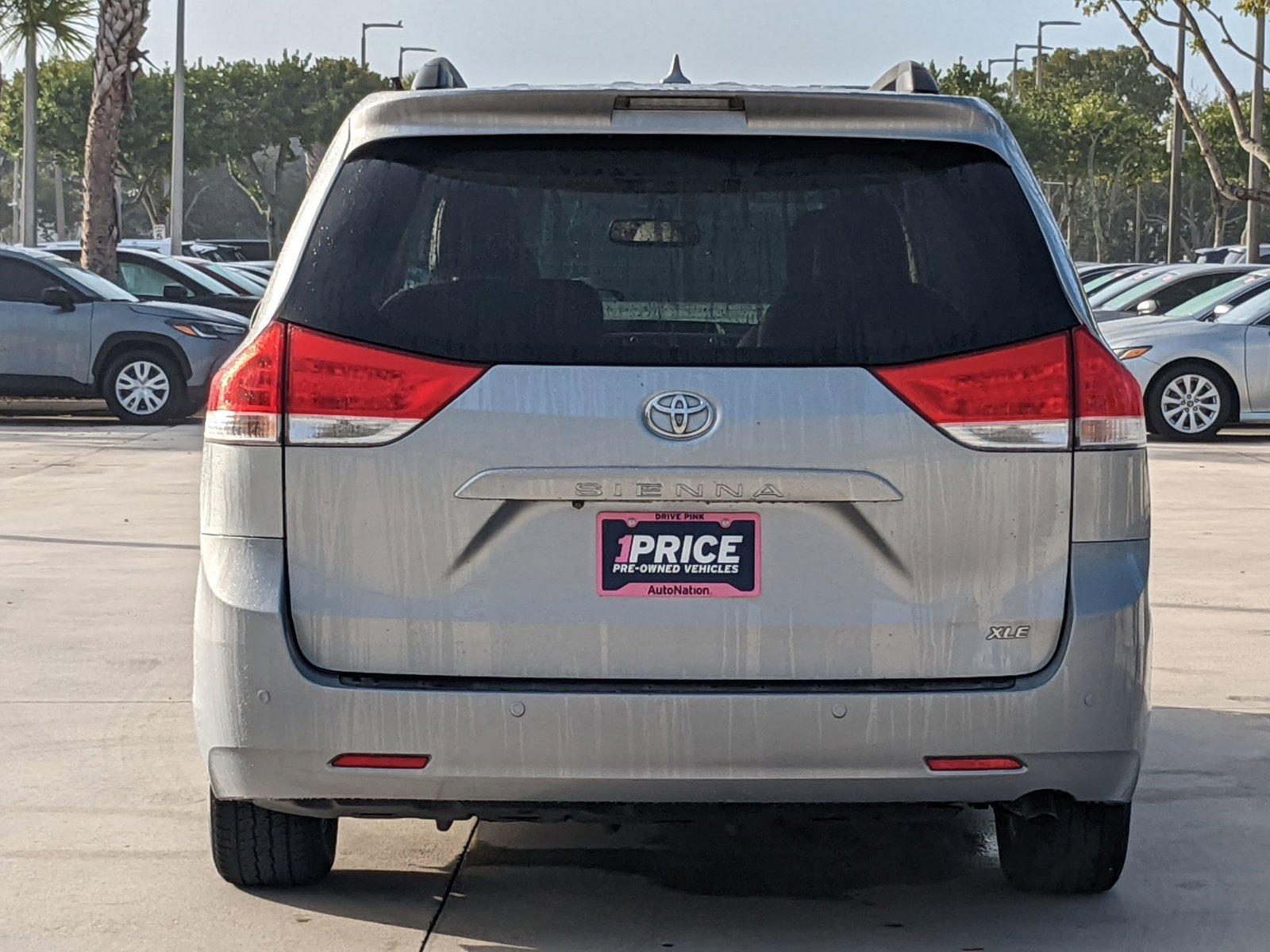 2011 Toyota Sienna Vehicle Photo in Davie, FL 33331