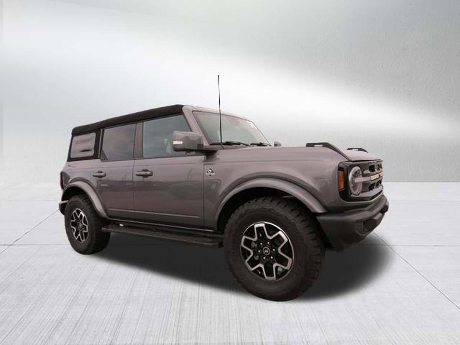 Full Hood & Fender + Mirror Kit | FORD BRONCO 4 DOOR OUTER BANKS 2023 Full Hood & Fender + Mirror Kit | FORD BRONCO 4 DOOR OUTER BANKS 2023