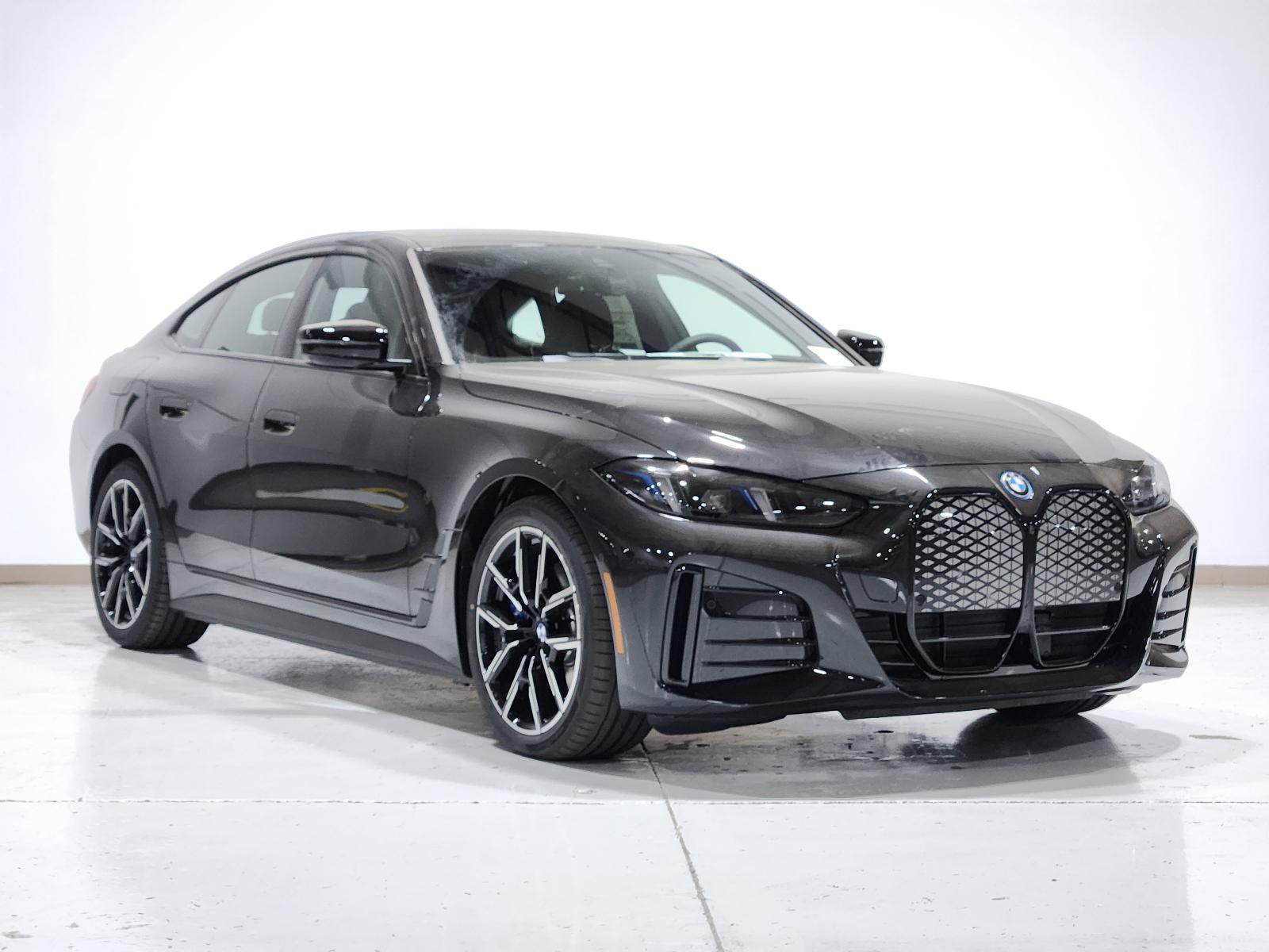 2025 BMW i4 Vehicle Photo in GRAPEVINE, TX 76051
