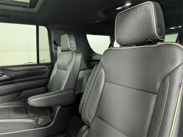 2022 GMC Yukon XL Vehicle Photo in ENGLEWOOD, CO 80113-6708