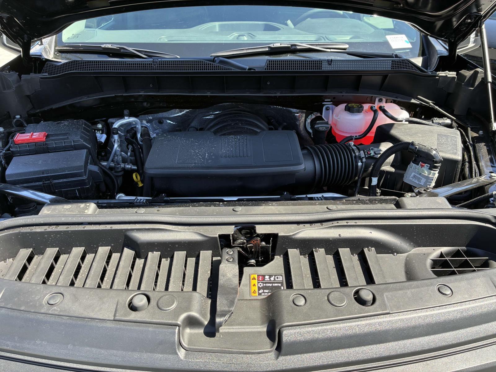2025 Chevrolet Silverado 1500 Vehicle Photo in LOS ANGELES, CA 90007-3794