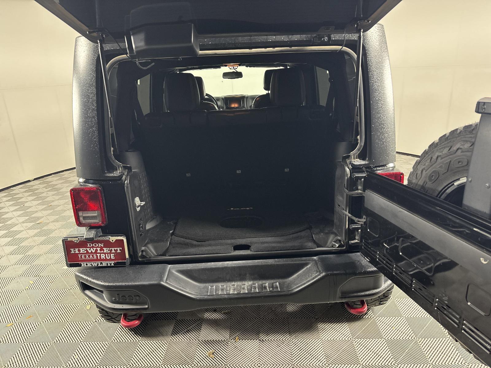 2016 Jeep Wrangler Unlimited Vehicle Photo in GEORGETOWN, TX 78626-7508