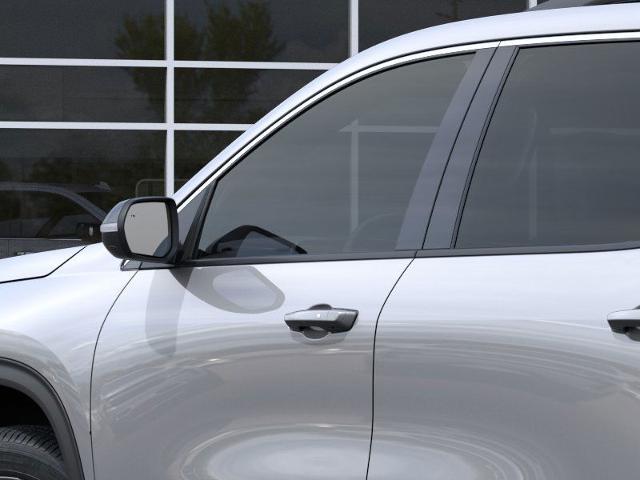 2025 Chevrolet Traverse Vehicle Photo in Roslyn, NY 11576