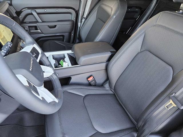 2025 Defender Vehicle Photo in AUSTIN, TX 78717