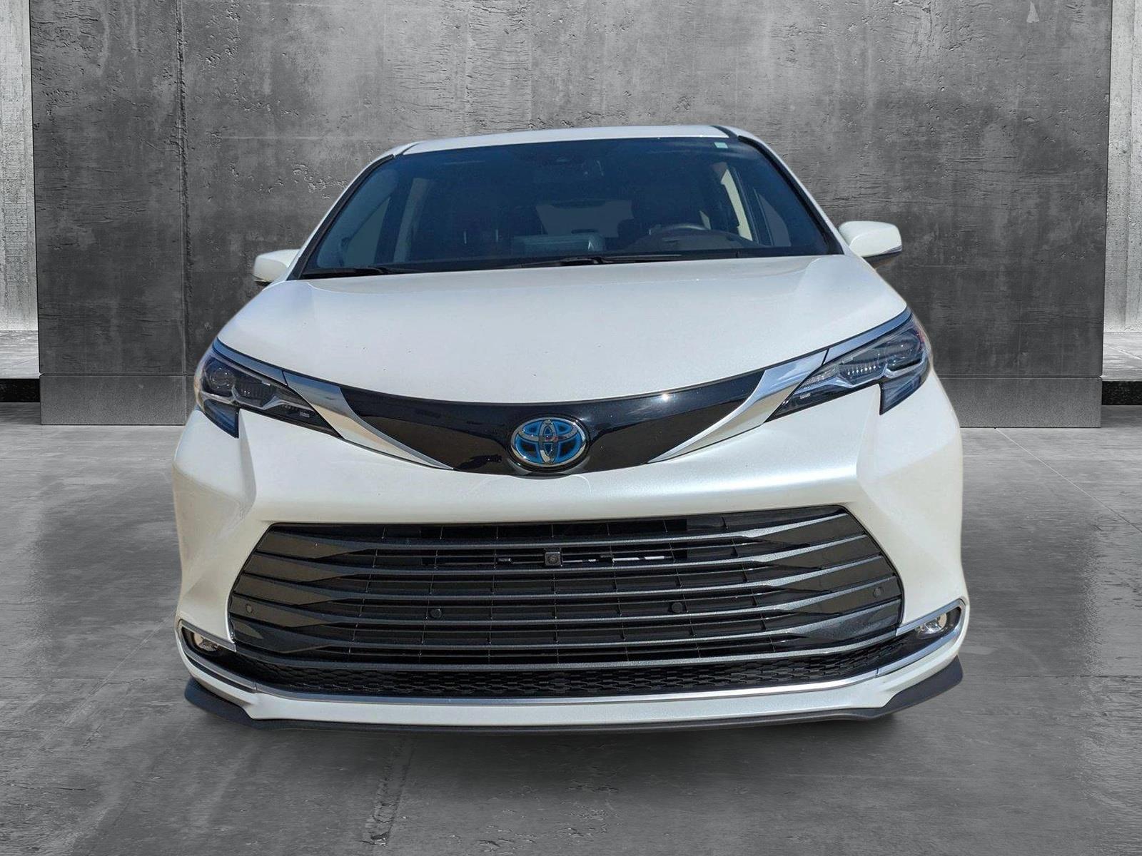 2024 Toyota Sienna Vehicle Photo in Winter Park, FL 32792