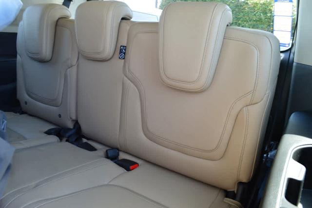 2025 INFINITI QX80 Vehicle Photo in Houston, TX 77090