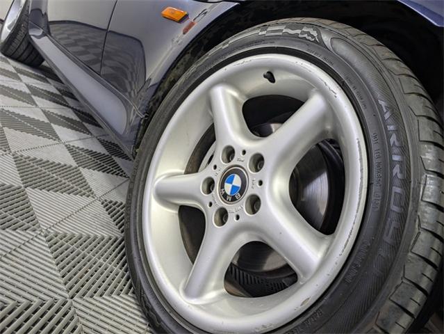 1997 BMW 2.8L Vehicle Photo in ENGLEWOOD, CO 80113-6708