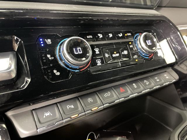 2025 GMC Sierra 1500 Vehicle Photo in GILBERT, AZ 85297-0402