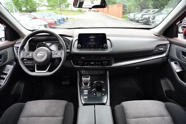 2023 Nissan Rogue Vehicle Photo in Ballwin, MO 63011