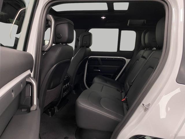 2025 Defender Vehicle Photo in Appleton, WI 54913