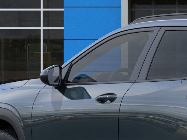 2025 Chevrolet Trax Vehicle Photo in Roslyn, NY 11576