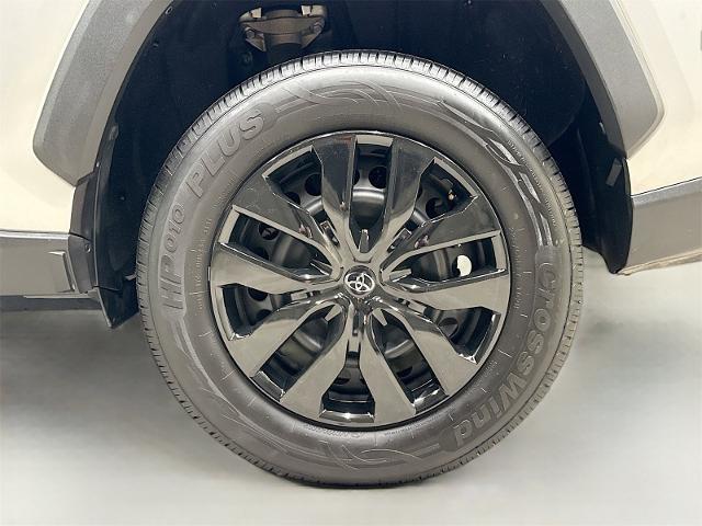 2020 Toyota RAV4 Vehicle Photo in EVERETT, WA 98203-5662