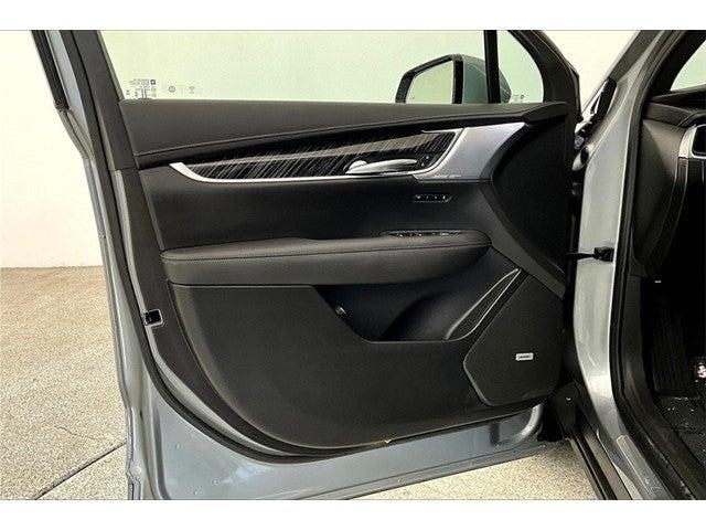 2025 Cadillac XT6 Vehicle Photo in Grapevine, TX 76051