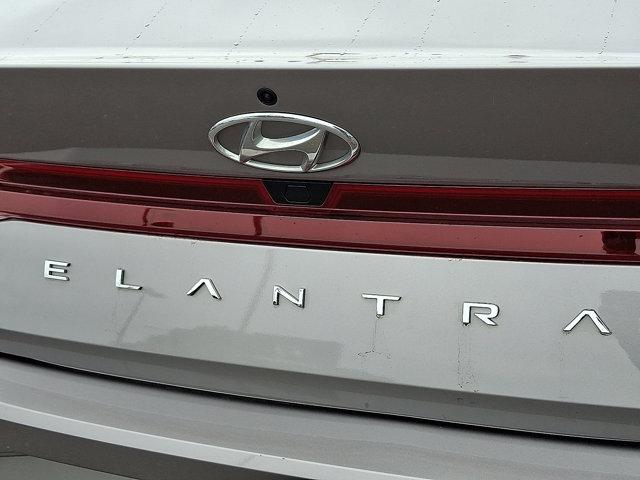 2023 Hyundai ELANTRA Vehicle Photo in Philadelphia, PA 19116