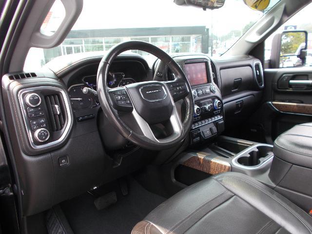 2023 GMC Sierra 2500 HD Vehicle Photo in LOWELL, MA 01852-4336