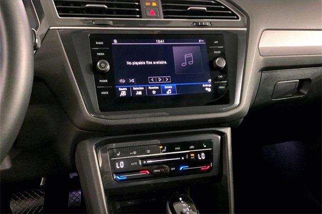 2024 Volkswagen Tiguan Vehicle Photo in KANSAS CITY, MO 64114-4502