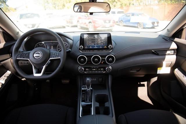 2025 Nissan Sentra Vehicle Photo in Ballwin, MO 63011