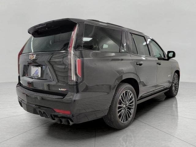 2024 Cadillac Escalade Vehicle Photo in NEENAH, WI 54956-2243