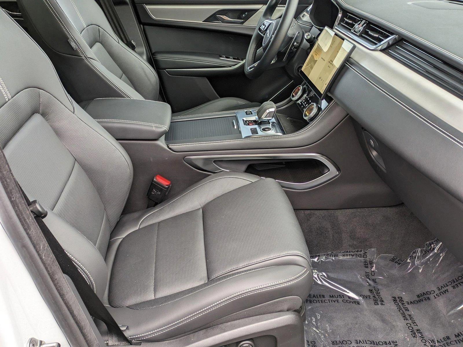 2024 Jaguar F-PACE Vehicle Photo in Bethesda, MD 20852