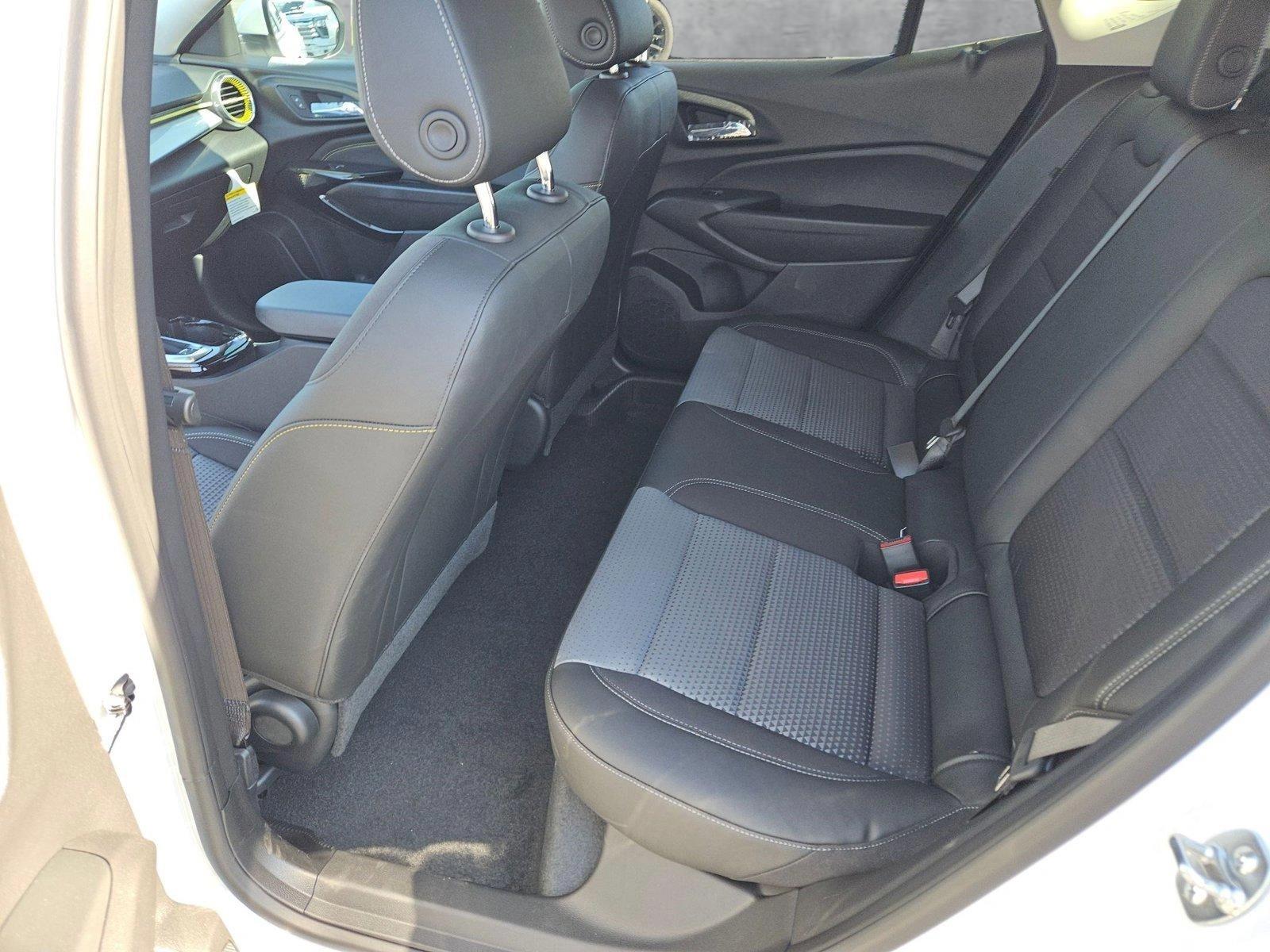 2025 Chevrolet Trax Vehicle Photo in MESA, AZ 85206-4395