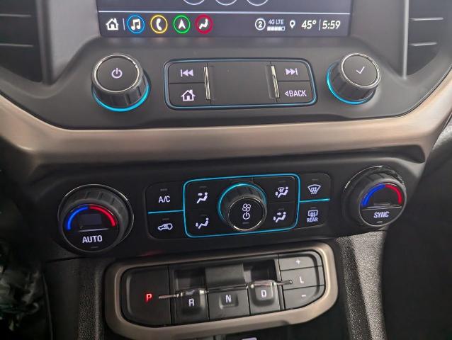2023 GMC Acadia Vehicle Photo in Oshkosh, WI 54901
