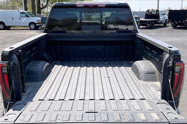 2024 GMC Sierra 2500 HD Vehicle Photo in INDEPENDENCE, MO 64055-1314